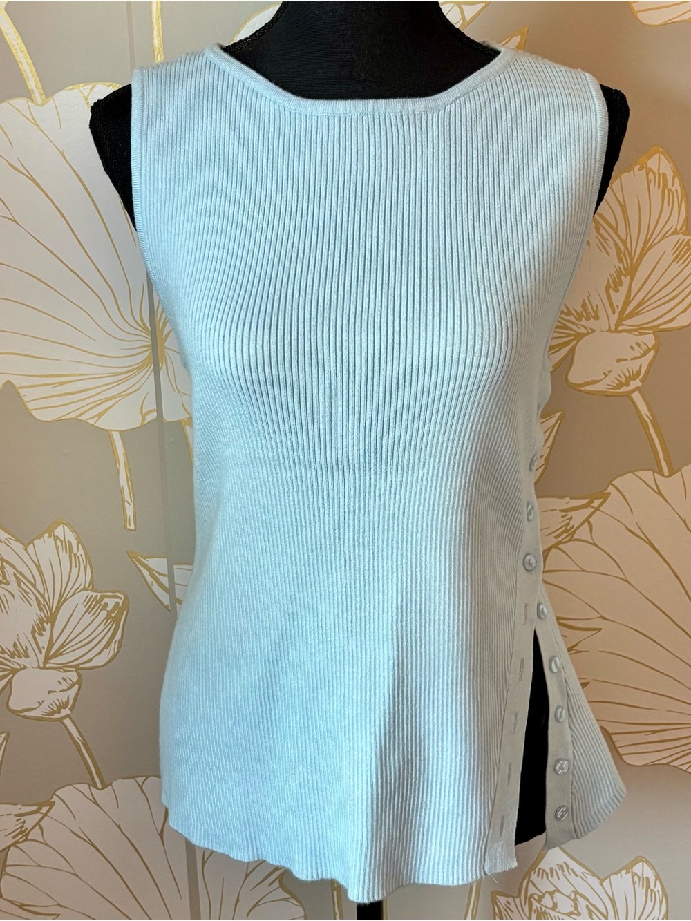 Francesca's Light Blue Ribbed Side-Button Tank - Picture 2 of 7